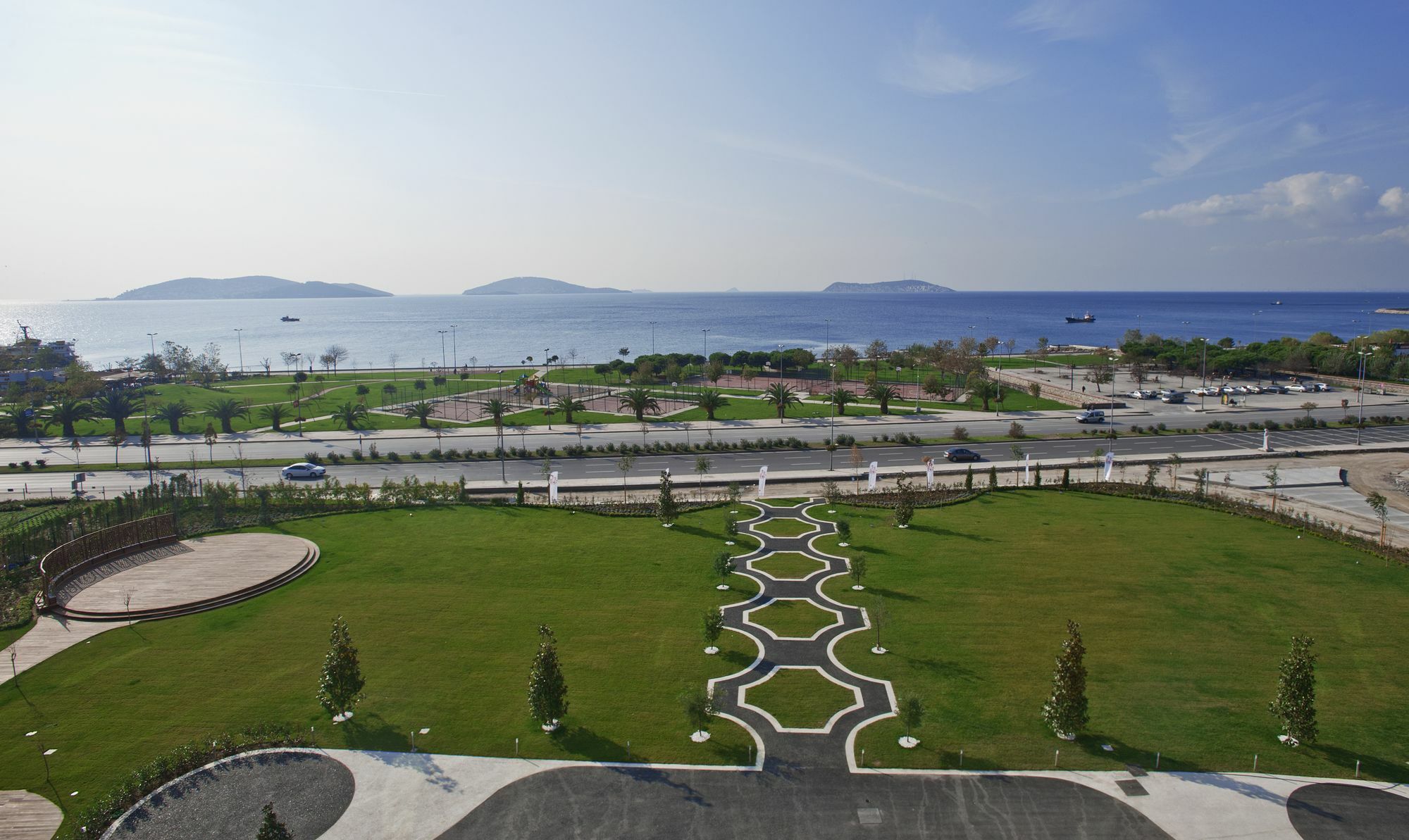 เชวาฮีร์ โฮเต็ล อิสตันบูล เอเชีย Hotel ภายนอก รูปภาพ View of the campus