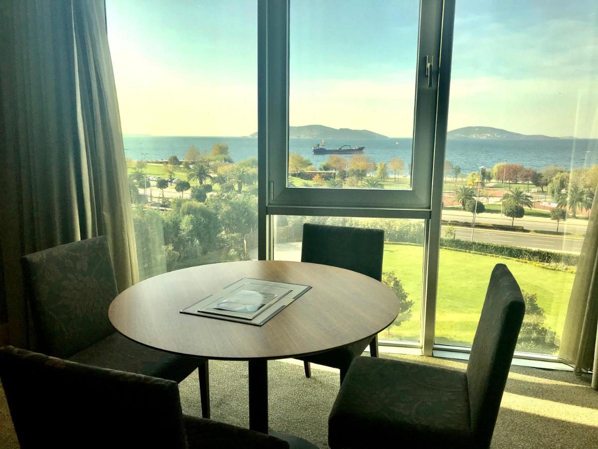 เชวาฮีร์ โฮเต็ล อิสตันบูล เอเชีย Hotel ภายนอก รูปภาพ View from a hotel room