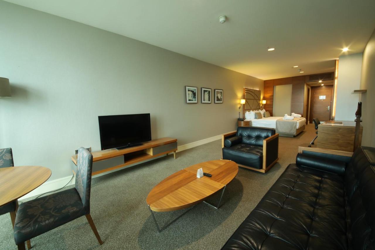 เชวาฮีร์ โฮเต็ล อิสตันบูล เอเชีย Hotel ภายนอก รูปภาพ A suite at the hotel