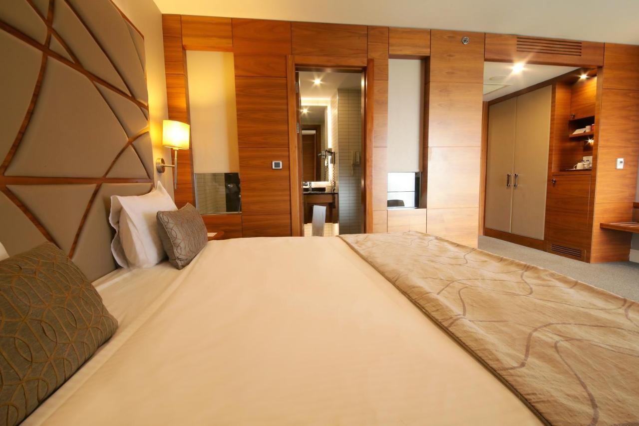 เชวาฮีร์ โฮเต็ล อิสตันบูล เอเชีย Hotel ภายนอก รูปภาพ A bedroom at the hotel